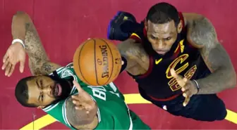 NBA'de LeBron'un 44 Sayı Attığı Maçta Cleveland, Seriyi Eşitledi