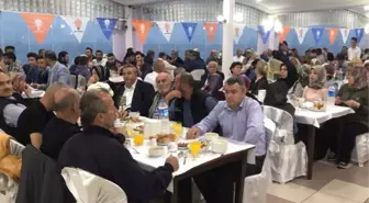 AK Parti Teşkilatına İftar Yemeği Verdi