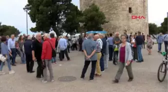 Selanik Saldırıya Uğrayan Türk Dostu Selanik Belediye Başkanı Butaris'e Destek Eylemi