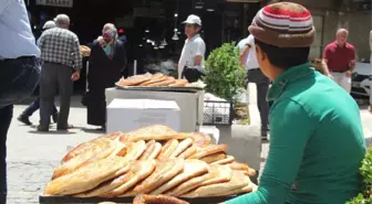 Elazığ'da Ramazan'ın Vazgeçilmezi 'Nohut Ekmeği'