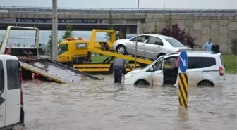 Eskişehir'i Sel Vurdu