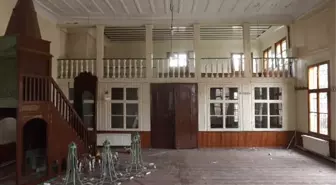 İstanbul'da 273 Yaşındaki Kaşgari Camii'nin Restorasyonu Tamamlandı