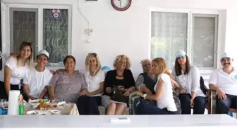 Manisa Büyükşehir'in Sosyal Doku Ekibi Kapı Kapı Geziyor