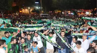 Denizlispor'dan Renkli Kutlama