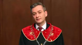 Robert Biedron: Eşcinsel Belediye Başkanı Bir Gün Polonya Lideri Olabilir Mi?