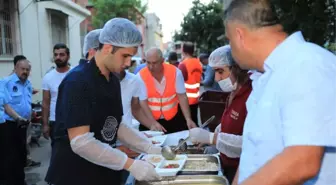 Şehidin Babaevi Önünde İftar