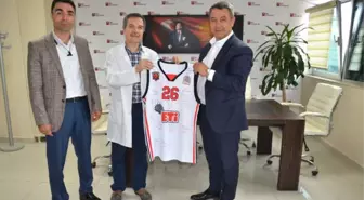 Eskişehir Basket'ten Özel Ümit'e Teşekkür Ziyareti