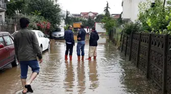 Üzülmez Çizmelerini Giydi, Hemşehrilerinin Yardımına Koştu