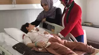 İl Milli Eğitim Müdürü Durmuş'tan Hasta Öğrenciye Ziyaret