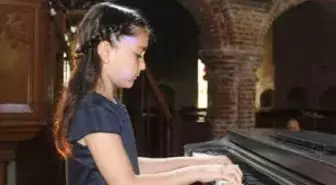 Siz Onların Çocuk Olduklarına Bakmayın