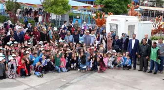 Aksaray'da Yetim Çocuklar Unutulmadı