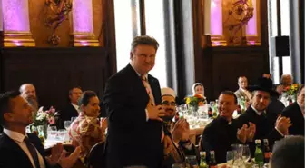 Viyana'da Bir Dine Yapılan, Hepsine Yapılmış Gibidir