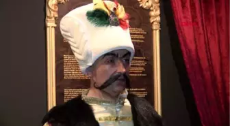 Antalya Padişahların Mumdan Heykelleri Antalya'da Hd