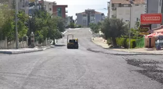 Kuşadası'nda Yol Yapım Çalışmaları Devam Ediyor