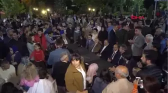 Kayseri Bakan Özhaseki'den Sahur Buluşmasında Gençlere Şarkı Benzemez Kimse Sana