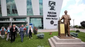 Yenimahalle Belediyesi Nazım Hikmet'i Evinde Andı