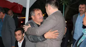 Ağar,'Hizmet Edip, Dik Bir Alınla Dolaşmak İstiyorum'