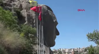 İzmir Atatürk Maskına Bakım Yapılıyor