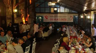 Koruyucu Aileler İftarda Buluştu