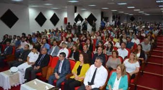 Sinop'ta Teknoloji Bağımlılığı Konferansı