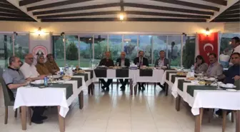 Erciyes Teknopark Çalışanları, İftar Yemeğinde Bir Araya Geldi