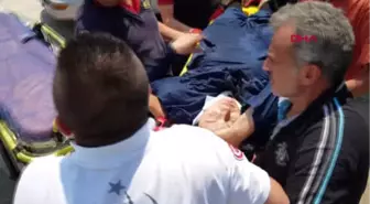 Kocaeli Kamyonet ile Otomobil Çarpıştı: 5 Yaralı