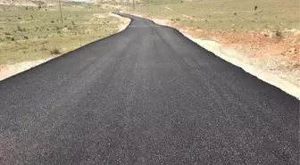 Köy Muhtarından Belediyeye Asfalt Teşekkür