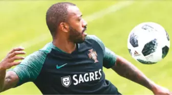 Manuel Fernandes: Ne Olur Beni Alın!
