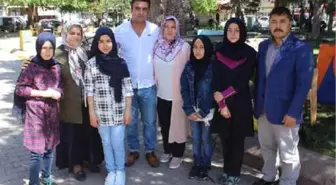 Şehit Ailesinden Başarılı Öğrencilere, Bayramlık Kıyafet