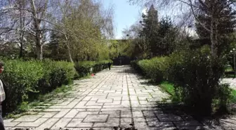 Yakutiye Kent Meydanı Yada 'Kuş Cenneti'