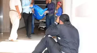 Yaşama Tutunmak İçin Denizde 5 Saat Bidona Sarılmışlar