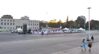 Yee ve Kahramanmaraş Belediyesinden Arnavutluk'ta İftar