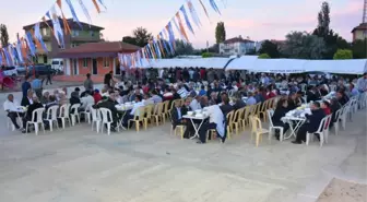 Yüzlerce Vatandaş İftar Sofrasında Buluştu