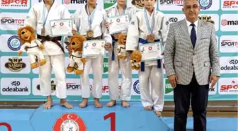 Yıldızlar Judo Şampiyonası Eskişehir'de Başladı