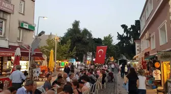 Foça Ak Parti'den Dev İftar Sofrası