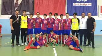 Nazilli Atatürk Ortaokulu Futsalda Türkiye Üçüncüsü Oldu