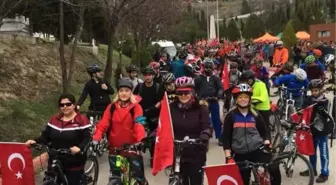 Türk Bayrağı 'Türk Kadının Zaferi Bisiklet Turu' ile Elden Ele Gezecek