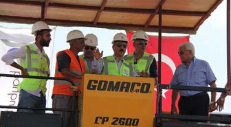 Bakan Elvan, Çukurova Hava Limanı İnşaatında İncelemelerde Bulundu