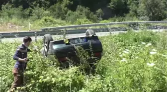 Otomobil Şarampole Devrildi: 6 Yaralı