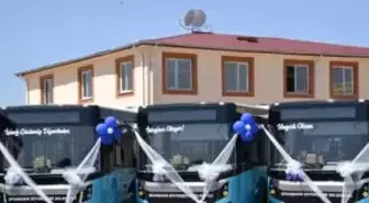 Diyarbakır'da, Belediye 50 Yeni Otobüsü Hizmete Soktu
