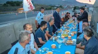 Gürkan, Emniyet Mensupları ile Birlikte İftar Yaptı