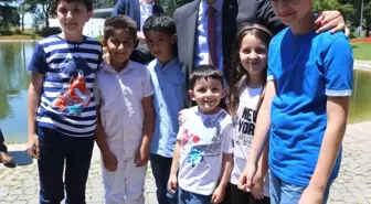 Tekne Orucu; Tutan Çocuklara İftar