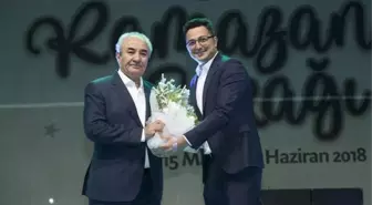 Ramazan Sokağı'na Yazar Vehbi Vakkasoğlu Katıldı