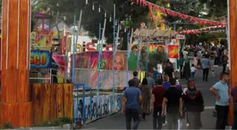 'Conolar' Lunaparkta Ortalığı Savaş Alanına Çevirdi: 5 Yaralı