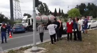 Süt Tankeri Işıkta Bekleyen 6 Aracın Arasına Daldı