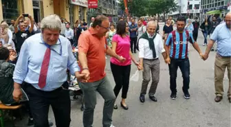 Bayram İçin Cadde Kapattılar