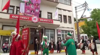 Isparta'da 4.gül Hasat Festivali ile Çifte Bayram Yapıldı