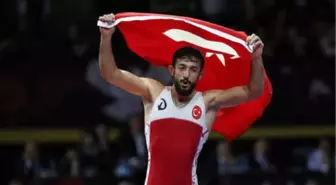 Milli Güreşçi İddialı Geliyor
