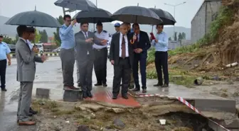 Vali Güvençer Sele Kapılan Çocuk İçin Taziyelerini Sundu