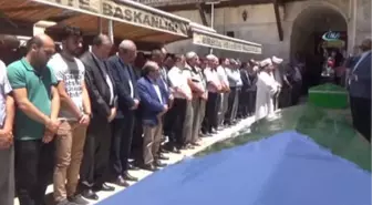 Fırat Nehri'nde Boğulan Kuzenler Yan Yana Defnedildi